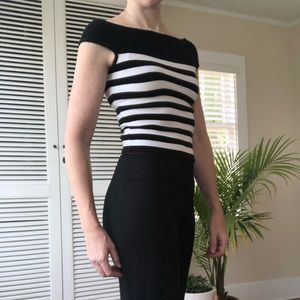 🛍️ Striped crop top